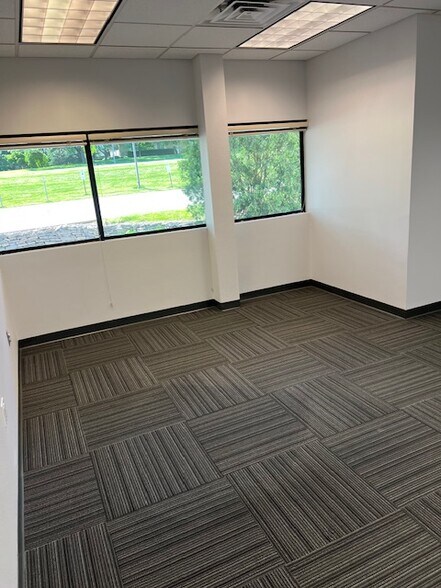 More Photos Of 2985 S Ridge Rd, Green Bay Medical For Lease