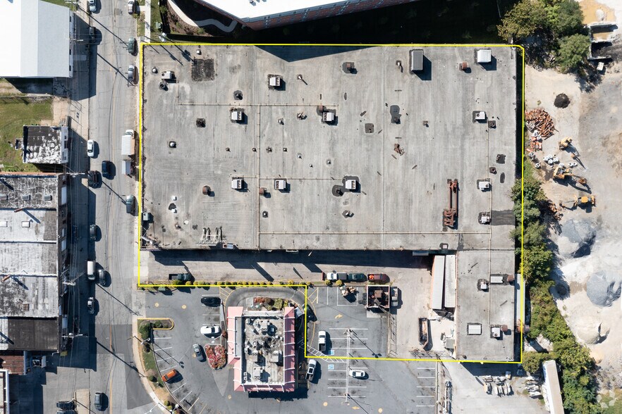 More Photos Of 330 N Warwick Ave, Baltimore Warehouse For Lease