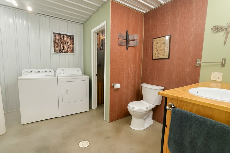 More Photos Of 32738 US 71, Menahga General Retail For Sale