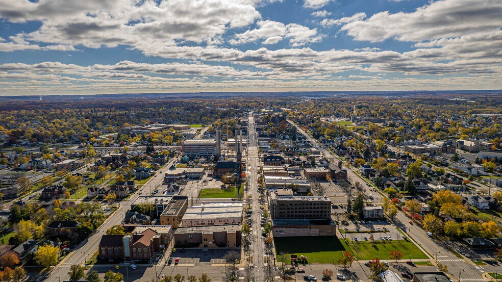 More Photos Of 710 Franklin St, Michigan City Freestanding For Sale