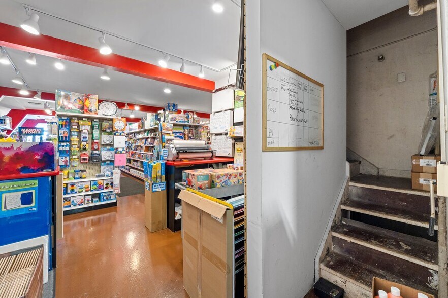 More Photos Of 6830 N 35th Ave, Phoenix Freestanding For Sale