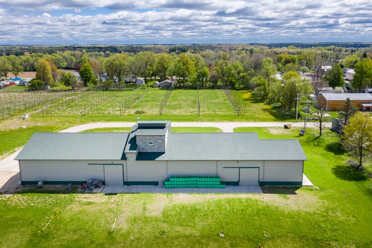 More Photos Of 4630 W Hickory Rd, Hickory Corners Garden Center For Sale