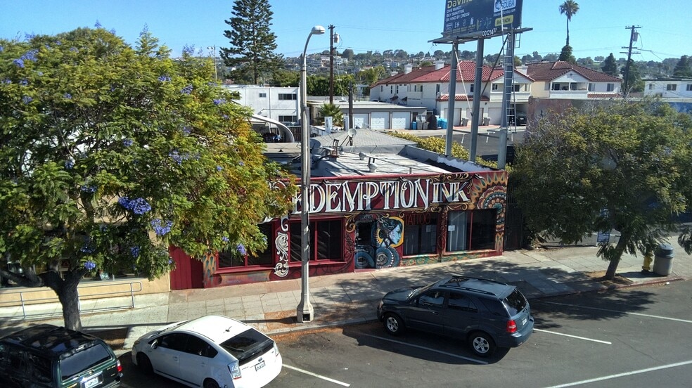 More Photos Of 1434-1444 Garnet Ave, San Diego Storefront For Sale