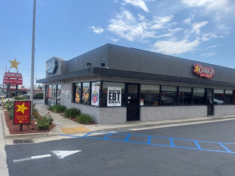 Primary Photo Of 1755 Indian Hill Blvd, Pomona Fast Food For Lease