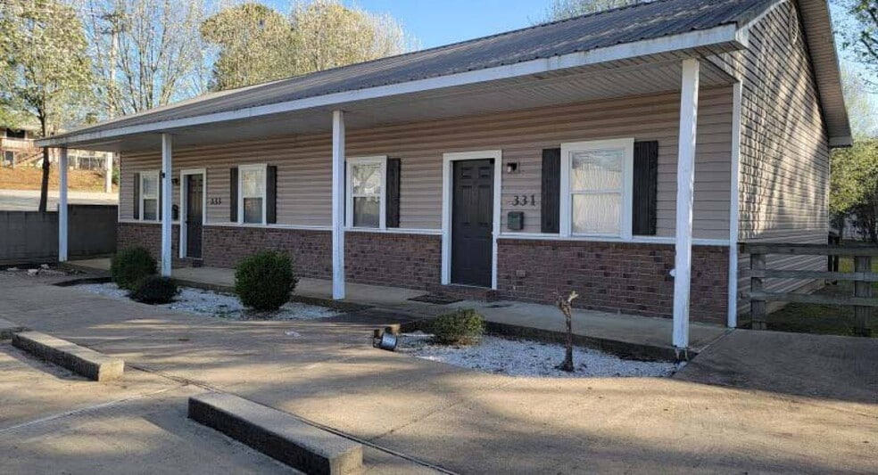 More Photos Of Main St, Benton Specialty For Sale