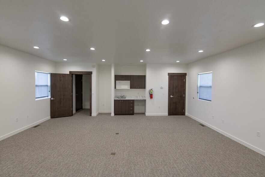 More Photos Of 197 N 290 W, Lindon Office Residential For Lease