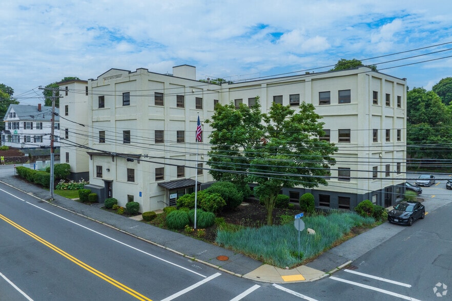 Primary Photo Of 38 Montvale Ave, Stoneham Office For Lease