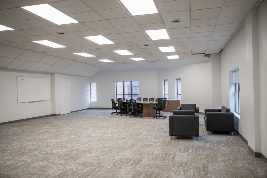 More Photos Of 100 Emerson Ln, Bridgeville Unknown For Lease