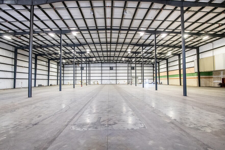 More Photos Of 398 Direct Connection Dr, Rossville Industrial For Lease
