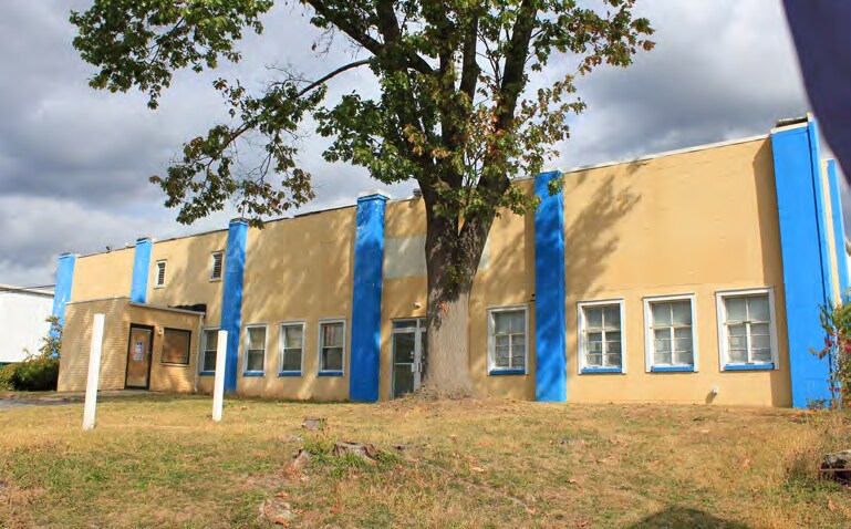 More Photos Of 1011 Route 22, Phillipsburg Showroom For Sale