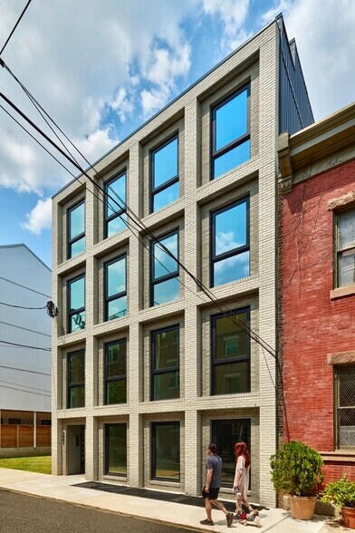 More Photos Of 2007 Cambridge St, Philadelphia Apartments For Sale