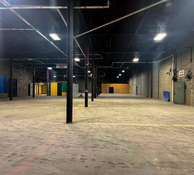 More Photos Of 1100 E 55th St, Cleveland Manufacturing For Lease