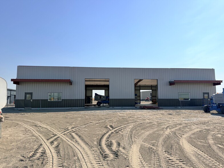 Primary Photo Of 2605 Robertson Dr, Richland Industrial For Lease
