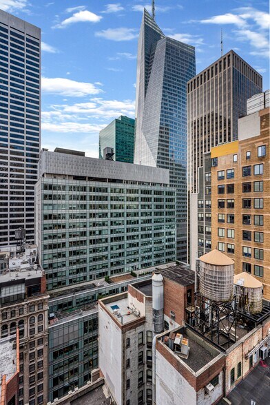 More Photos Of 56 W 45th St, New York Office For Lease