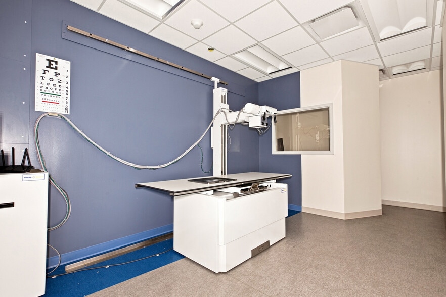 More Photos Of 1019 Charleston Ave E, Mattoon Office For Lease