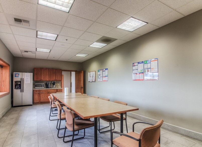 More Photos Of 11793 Fort Rd, White Swan Manufacturing For Sale