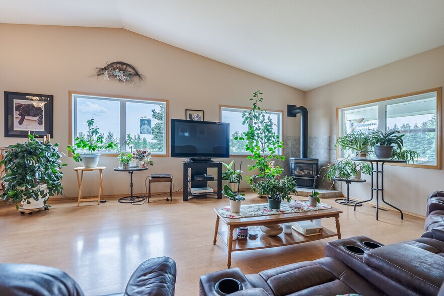 More Photos Of PT SE 10-50-2 W4, Blackfoot Trailer Camper Park For Sale