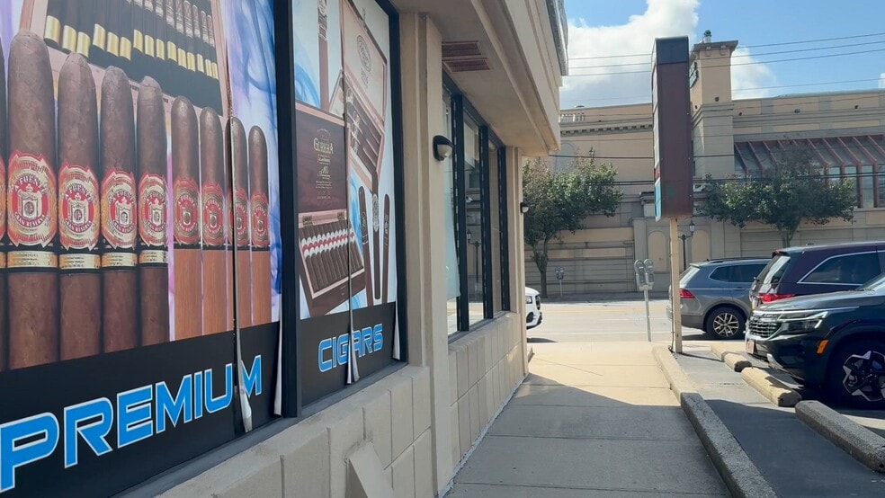 Primary Photo Of 234 Jericho Tpke, Mineola Storefront Retail Office For Lease