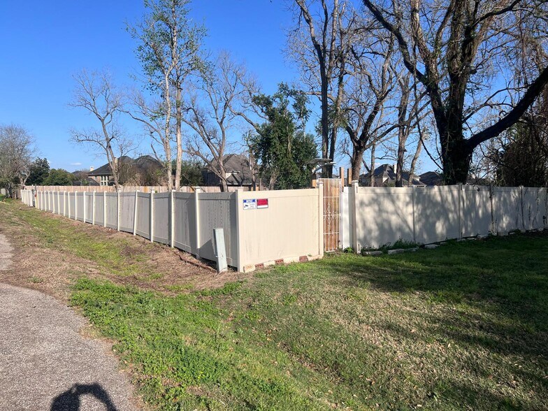 More Photos Of 1240 Hagerson, Sugar Land Land For Sale