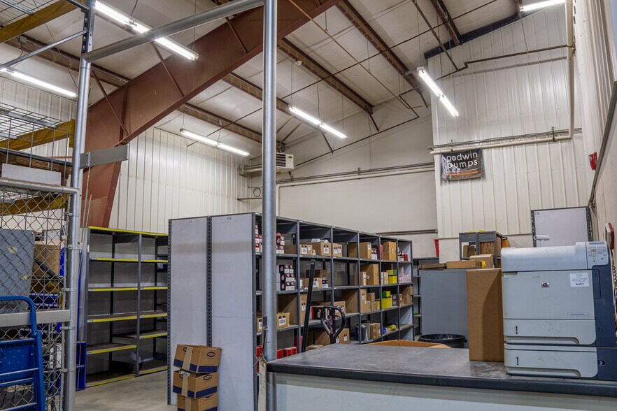 More Photos Of 3860 Helberg Dr, Helena Service For Lease