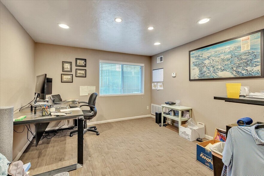 More Photos Of 1224 NW 50th St, Oklahoma City Loft Creative Space For Sale