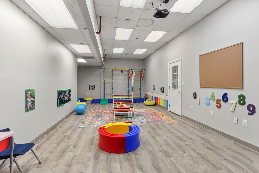 More Photos Of 321 S Dorgenois St, New Orleans Schools For Sale