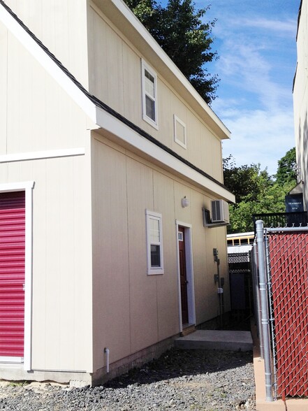 More Photos Of 15 S 7th Ave, Long Branch Self Storage For Lease
