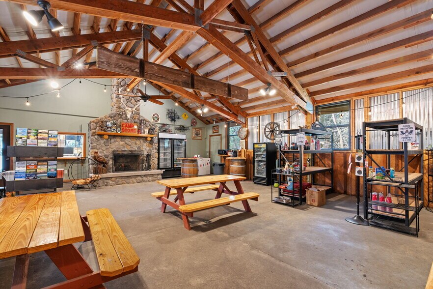 More Photos Of 112 Bylin Rd, Stevenson Trailer Camper Park For Sale