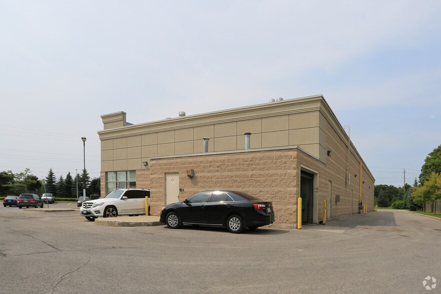 More Photos Of 420 Essa Rd, Barrie General Retail For Lease