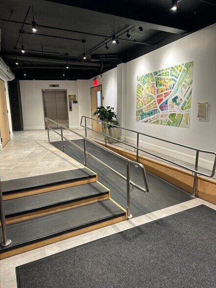 More Photos Of 9-21 Station St, Brookline Loft Creative Space For Lease