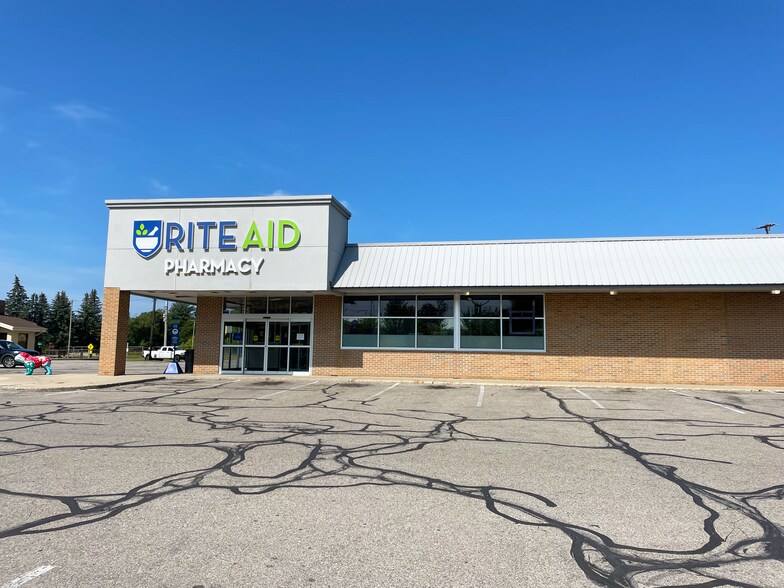 More Photos Of 842 S State St, Big Rapids Unknown For Lease