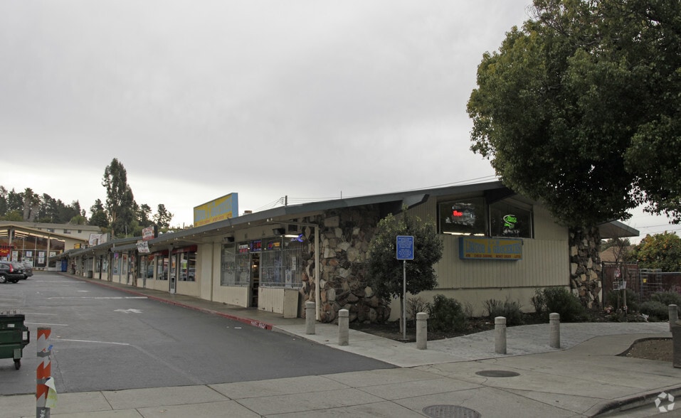 More Photos Of 22660 Vermont Ave, Hayward Unknown For Lease