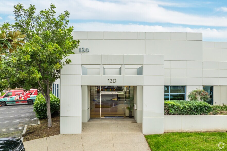 More Photos Of 12 Mauchly, Irvine Research And Development For Sale