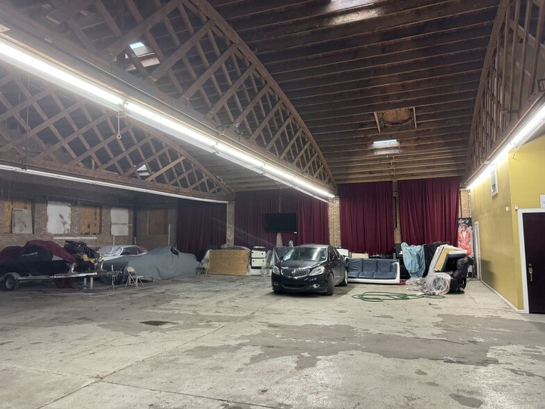 More Photos Of 4519 W Lake St, Chicago Warehouse For Sale
