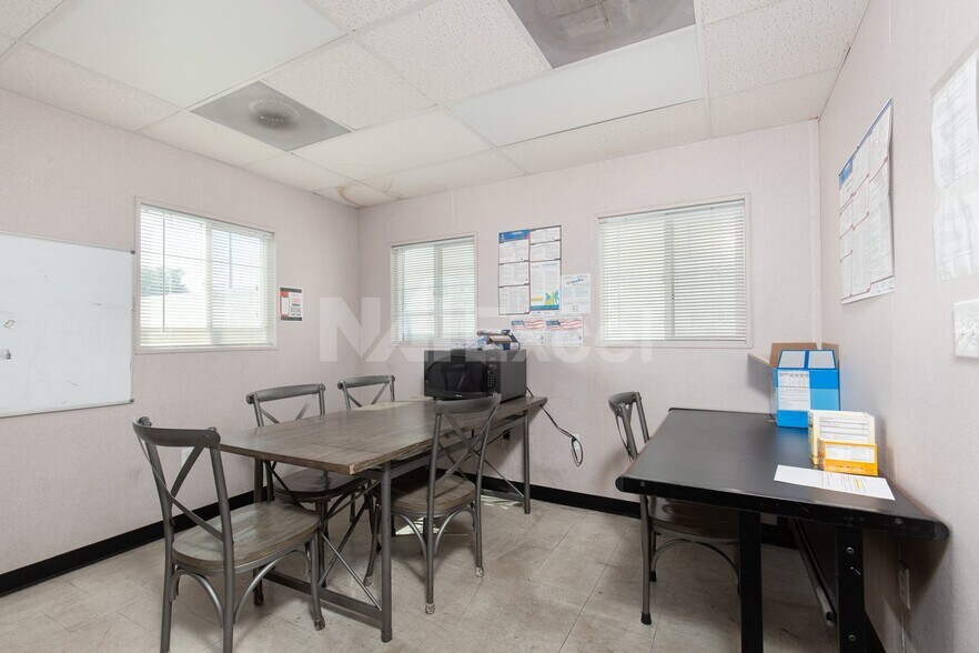 More Photos Of 2180 Pama Ln, Las Vegas Land For Lease