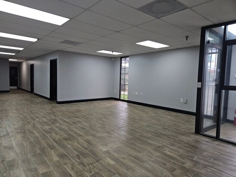 More Photos Of 6780 Green Industrial Way, Morrow Distribution For Sale