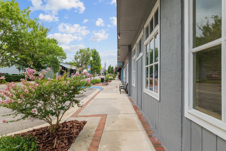 More Photos Of 14960 Main St, Alachua Restaurant For Lease