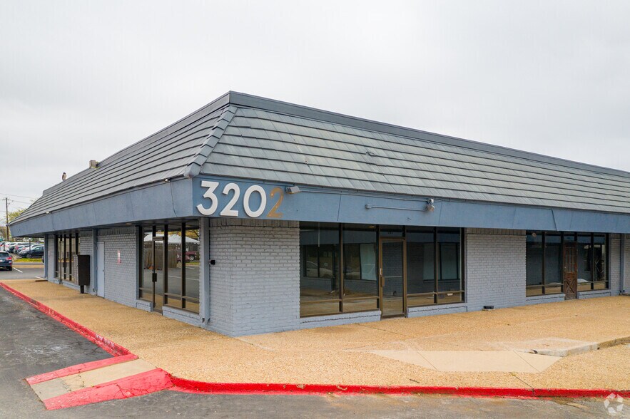 More Photos Of 3200 Anderson Ln W, Austin Unknown For Lease