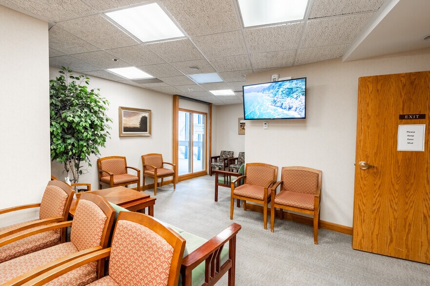 More Photos Of 1055 N 300 W, Provo Medical For Sale