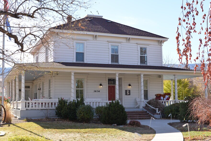 More Photos Of 3636 Mayberry Dr, Reno Loft Creative Space For Lease