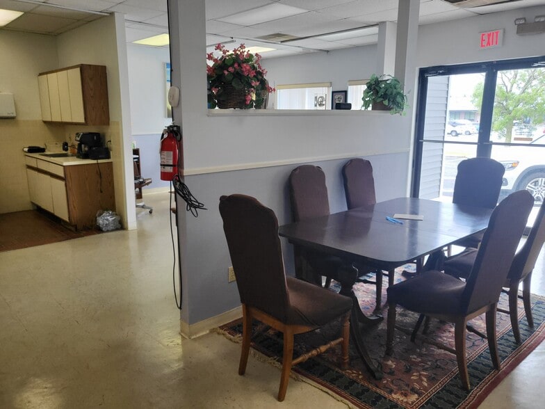 More Photos Of 1121 Route 47, Rio Grande Office For Sale