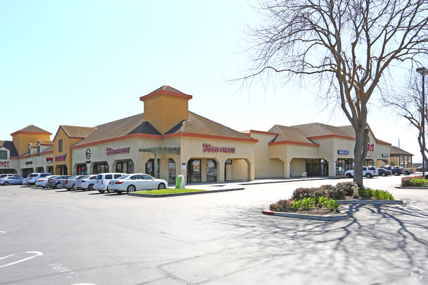 Primary Photo Of 3900 Pelandale Ave, Modesto Unknown For Lease