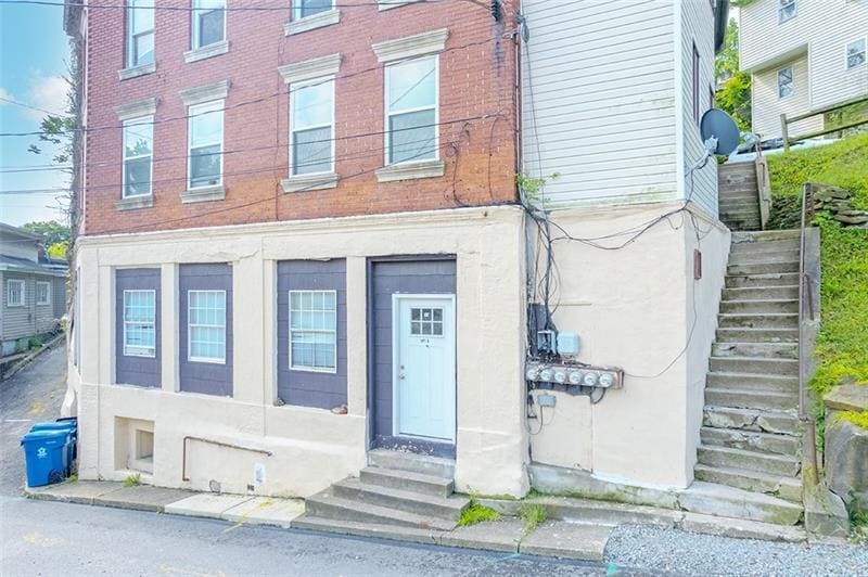 More Photos Of 5801 Lincoln Ave, Export Apartments For Sale