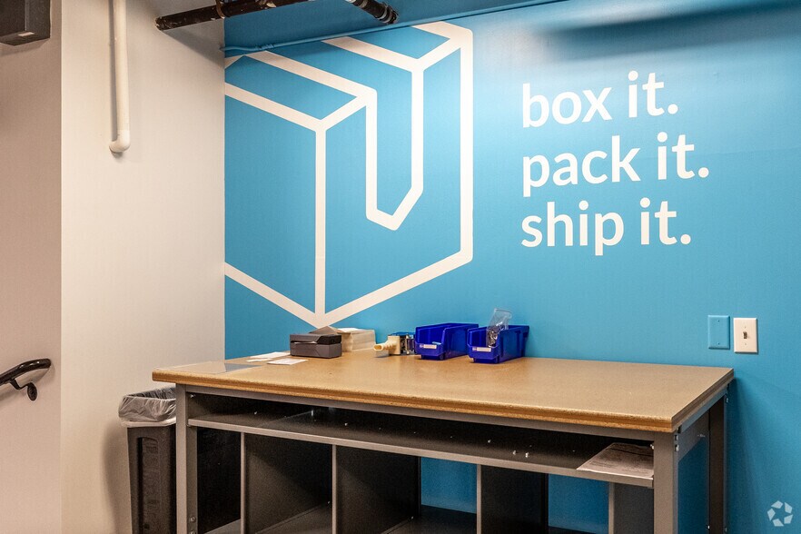 More Photos Of 204 12th St, Des Moines Coworking Space