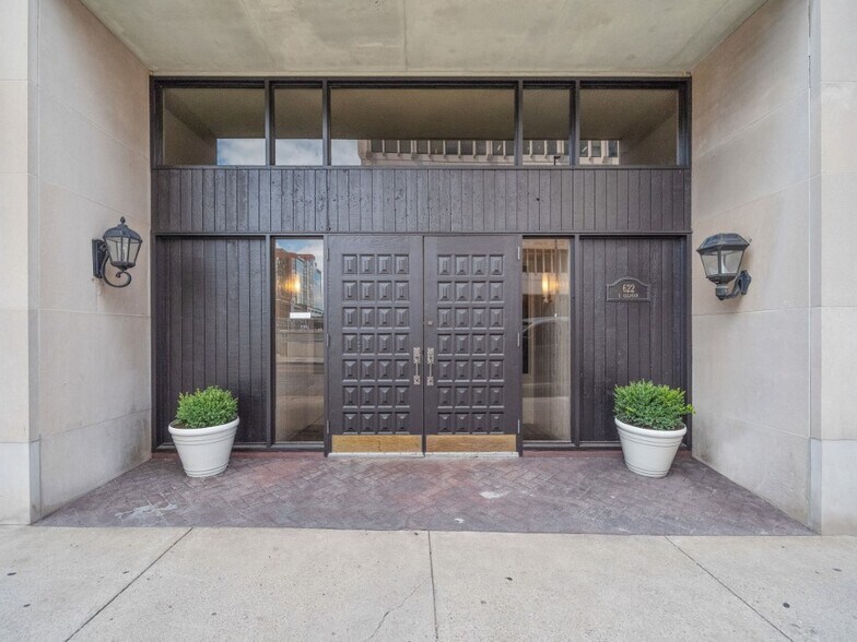 More Photos Of 622 S Calhoun St, Fort Wayne Office For Sale