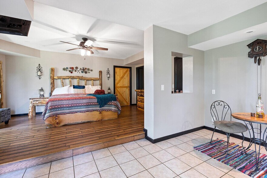 More Photos Of 381 W Guin Rd, Nixa Lodge Meeting Hall For Sale