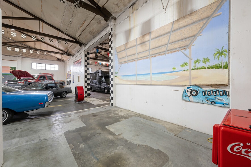 More Photos Of 3521 Franklin Blvd, Eugene Auto Dealership For Sale