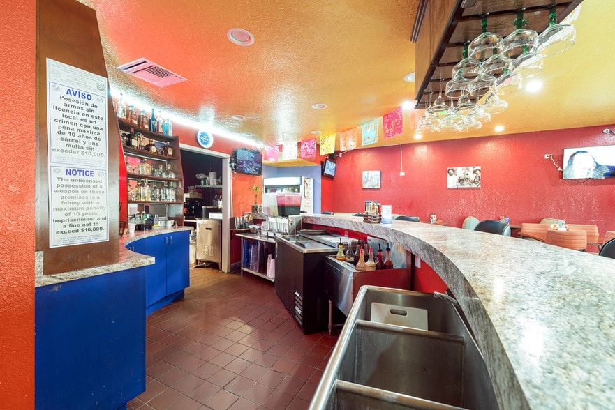 More Photos Of 17009 East Fwy, Channelview General Retail For Sale
