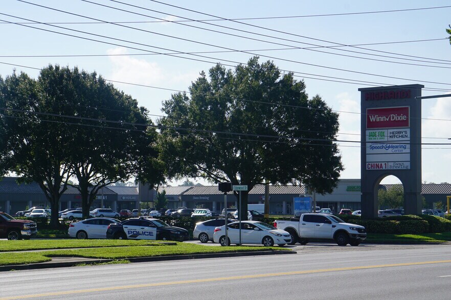 More Photos Of 2810-2946 Lakeland Highlands Rd, Lakeland General Retail For Sale