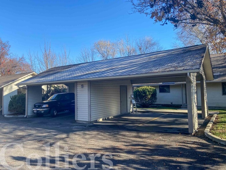 More Photos Of 2208-2220 S Gekeler Ln, Boise Apartments For Sale